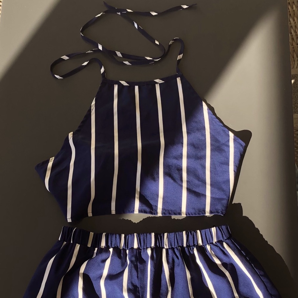 Two piece outfit cropped halter top